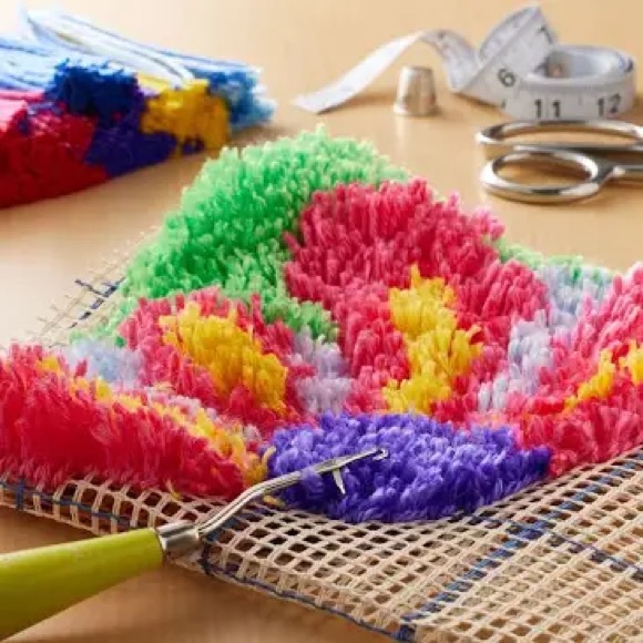 Wonder Art Blue Butterfly Latch Hook Kit 12" x 12" NEW Sealed - Picture 7 of 9